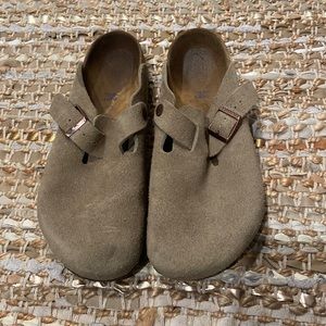 Birkenstock Boston clog in tan mens 9-9.5 womens 11-11.5